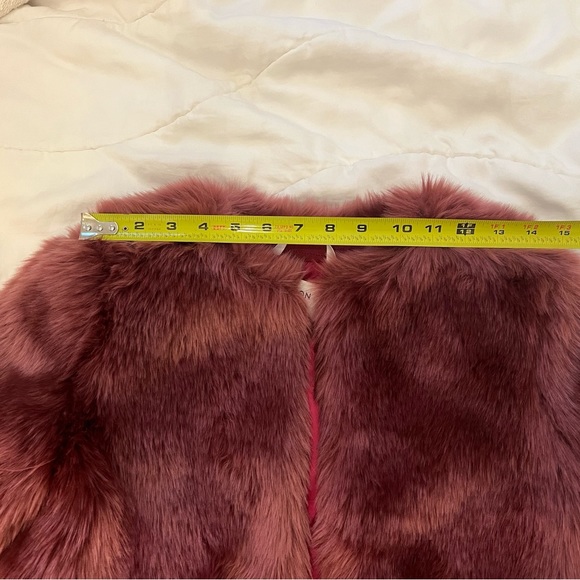 Aritzia Babaton Magenta Crop Faux Fur Jacket - Picture 12 of 15